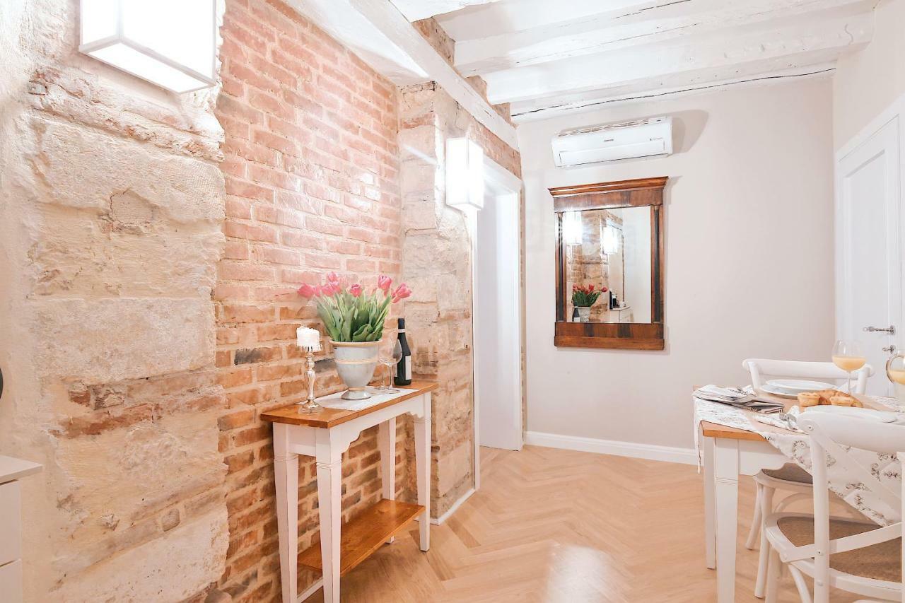 Boutique Apartments Verona Ngoại thất bức ảnh
