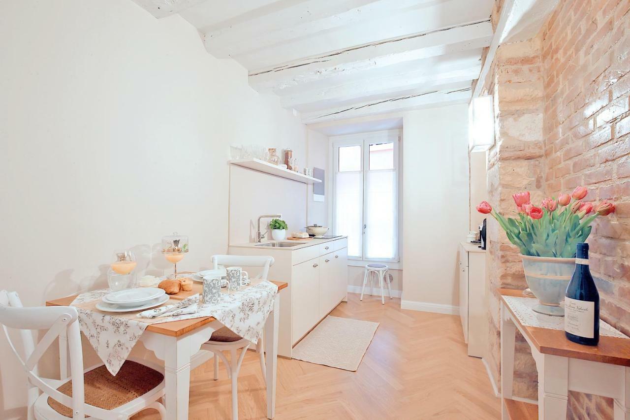 Boutique Apartments Verona Ngoại thất bức ảnh